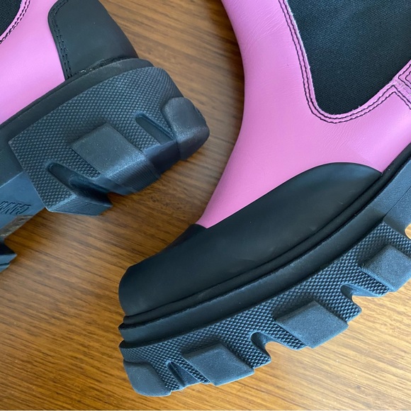 GANNI leather lug sole chelsea boots pink - Picture 9 of 16